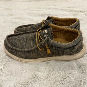 Reef Casual Gray Slip-On Shoes Men’s Size 11